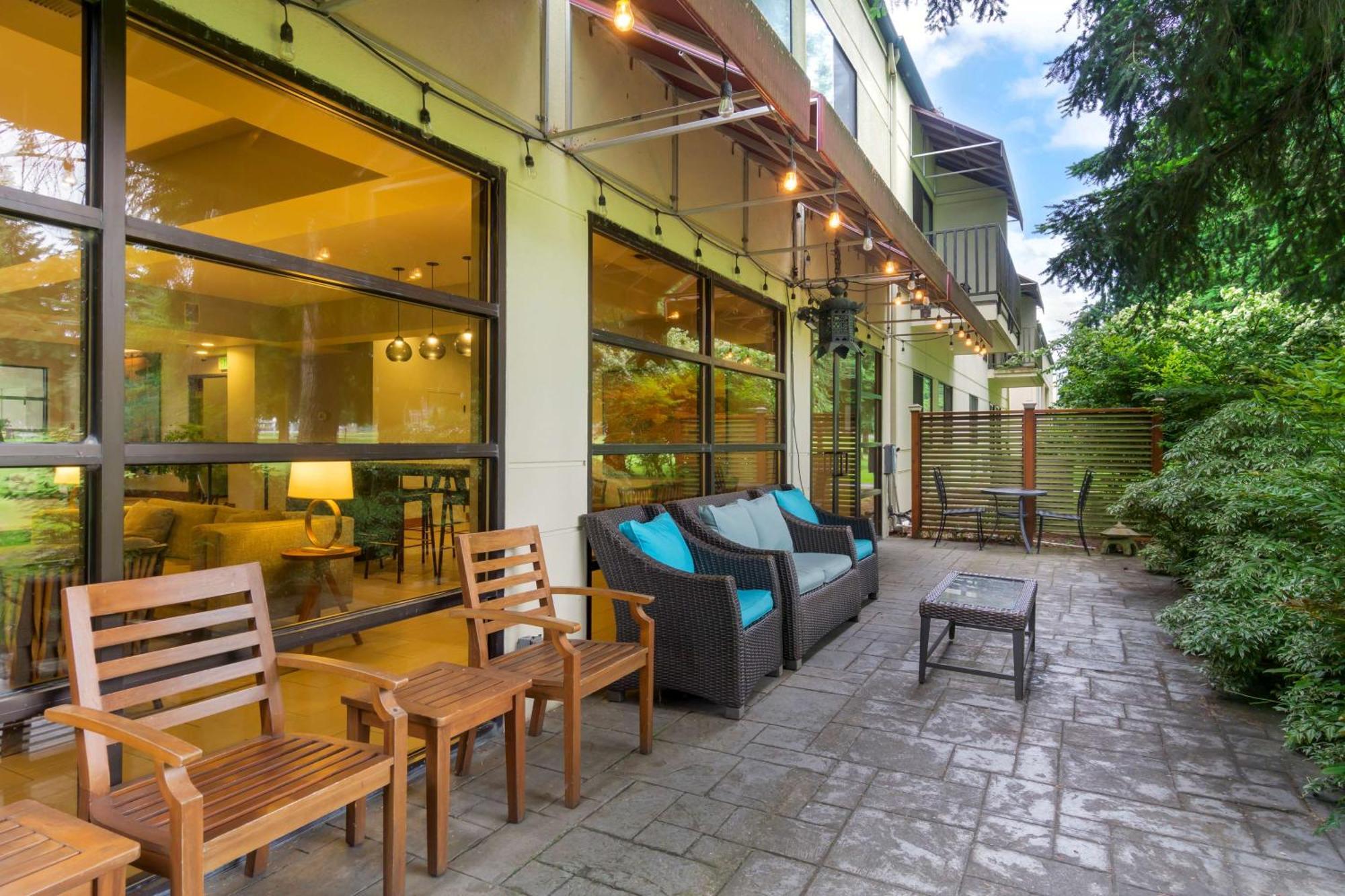 Best Western Plus Plaza By The Green Kent Exteriér fotografie