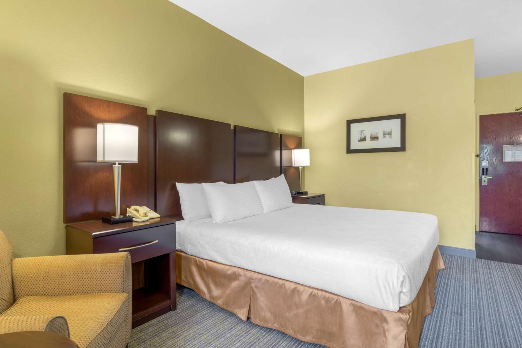 Best Western Plus Plaza By The Green Kent Exteriér fotografie